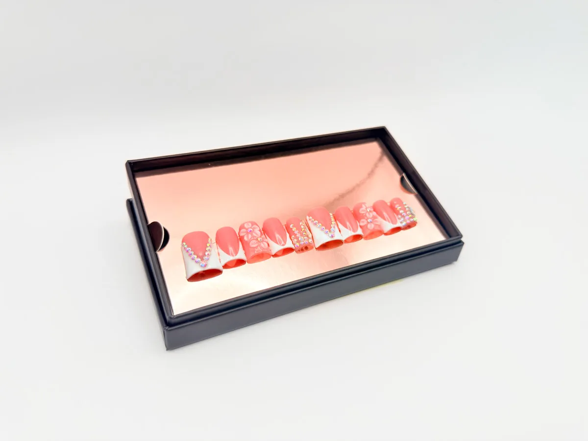 Diamond Drip Hand Made Press On Short Square Nails